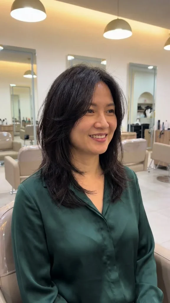 Feathered Medium Cut